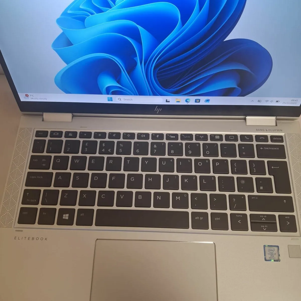 HP EliteBook x360 1030 G3 | Intel Core i7-8650U - Image 2
