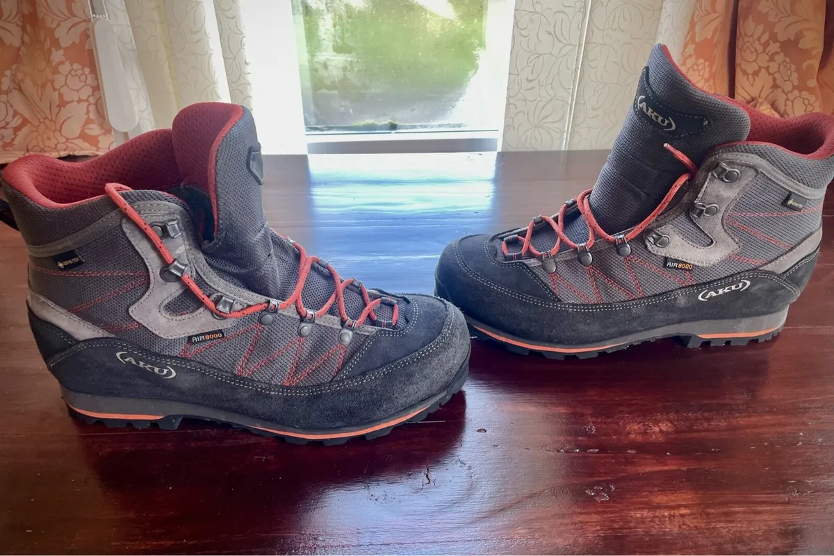 Hiking Boots (Size UK 8.5) - Image 3