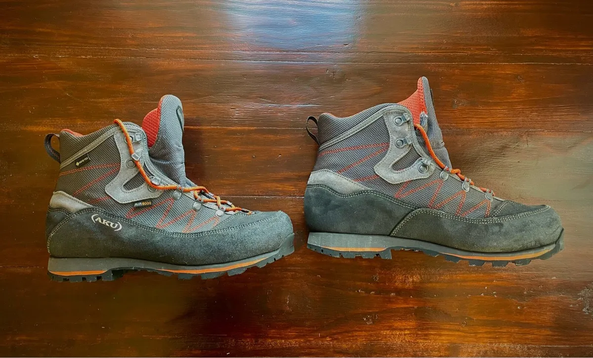 Hiking Boots (Size UK 8.5) - Image 4