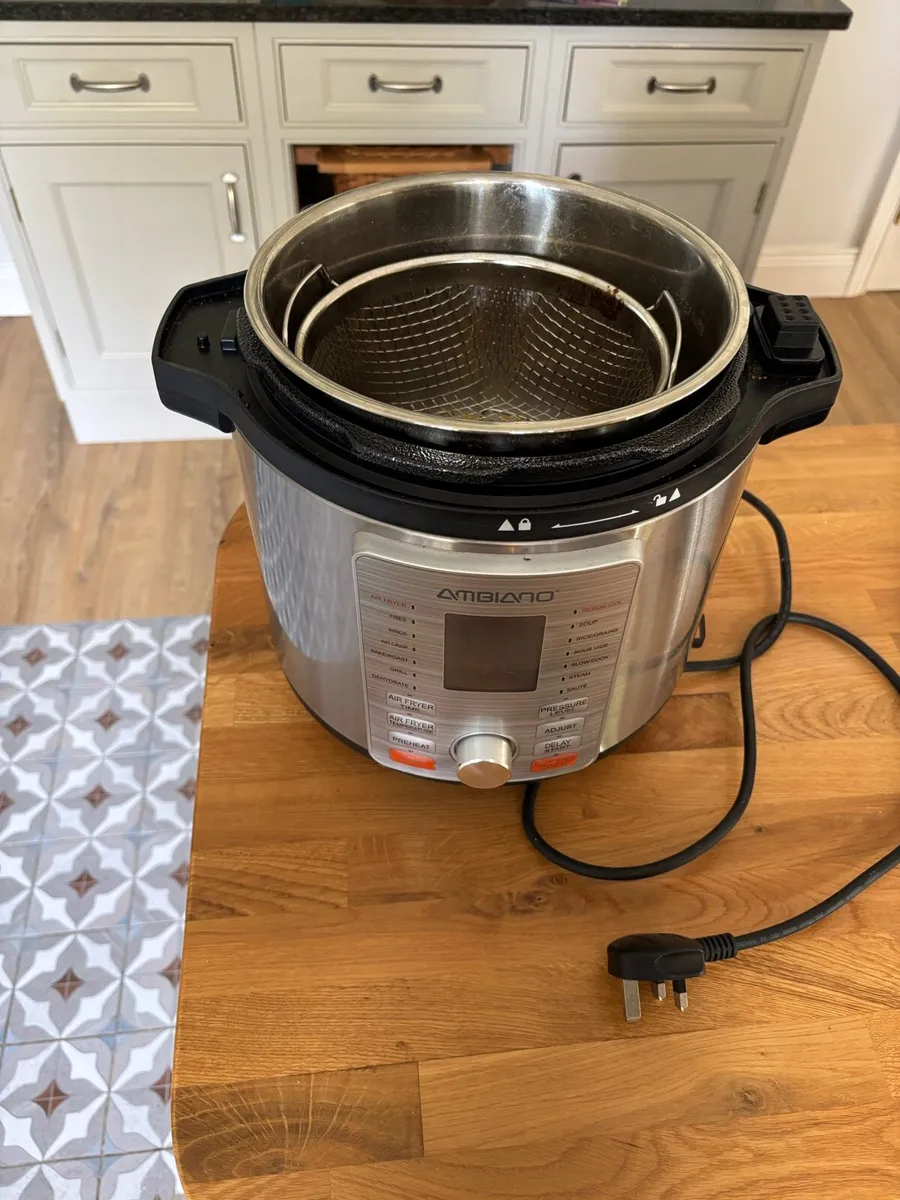Air fryer/pressure cooker - Image 3