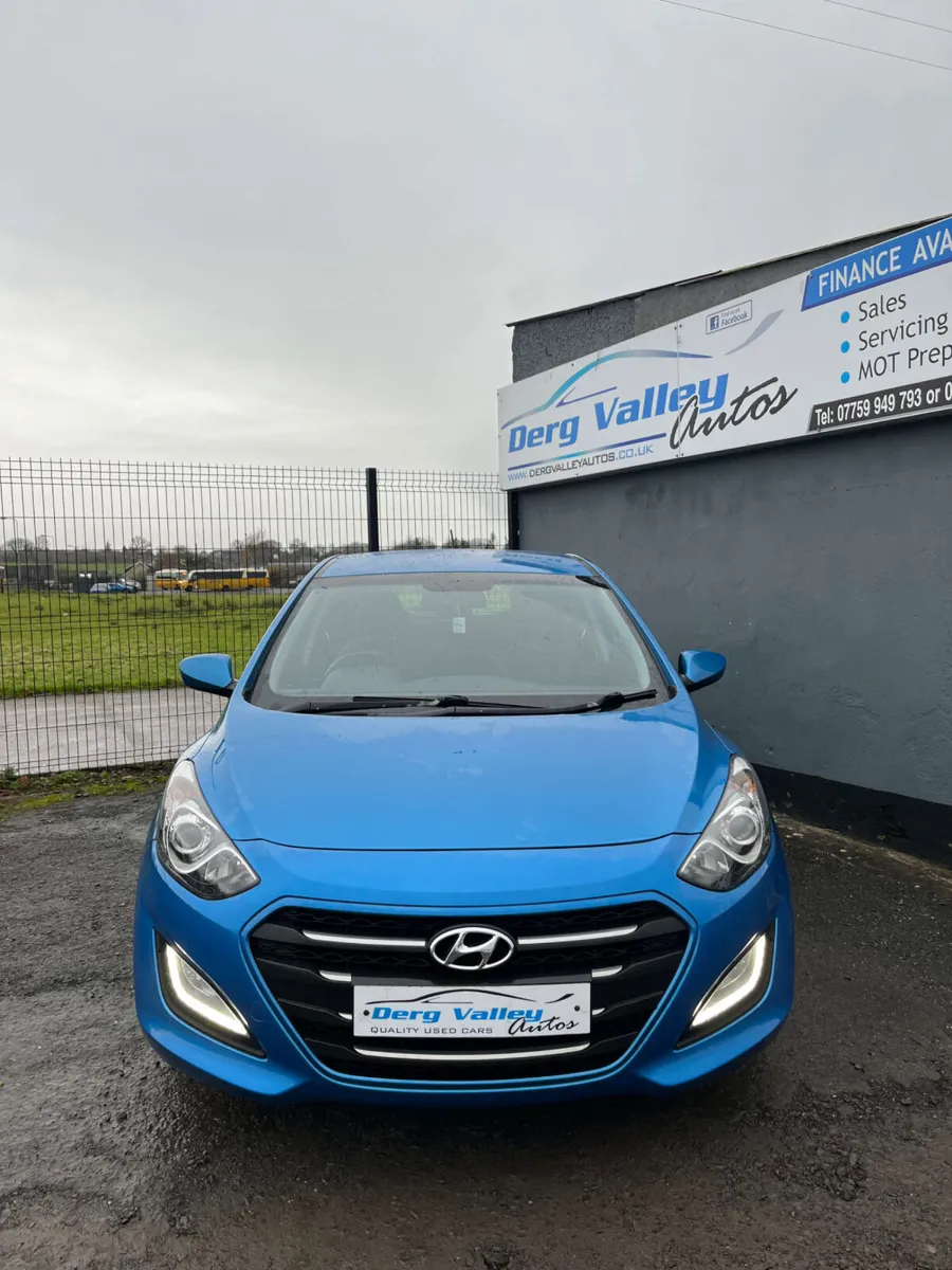 Hyundai i30 2016 - Image 2