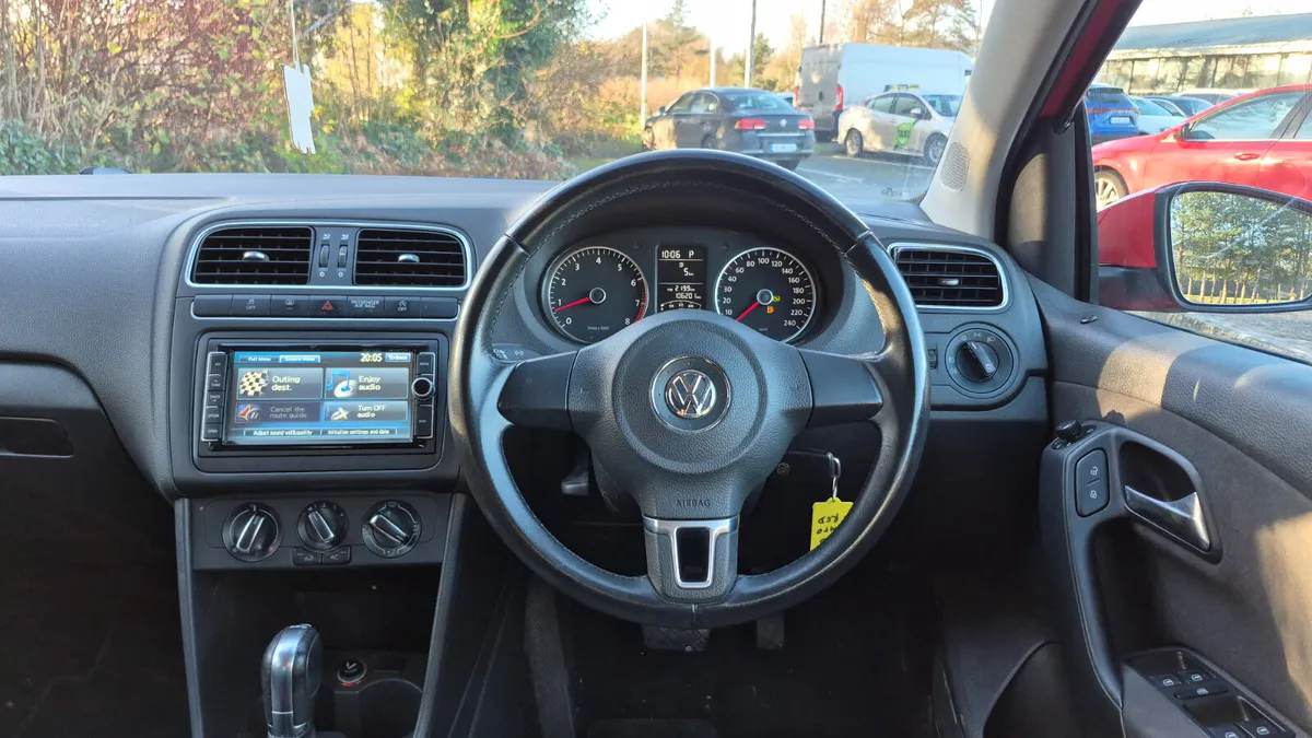 2014 Volkswagen Polo 1.2 Automatic - Image 4