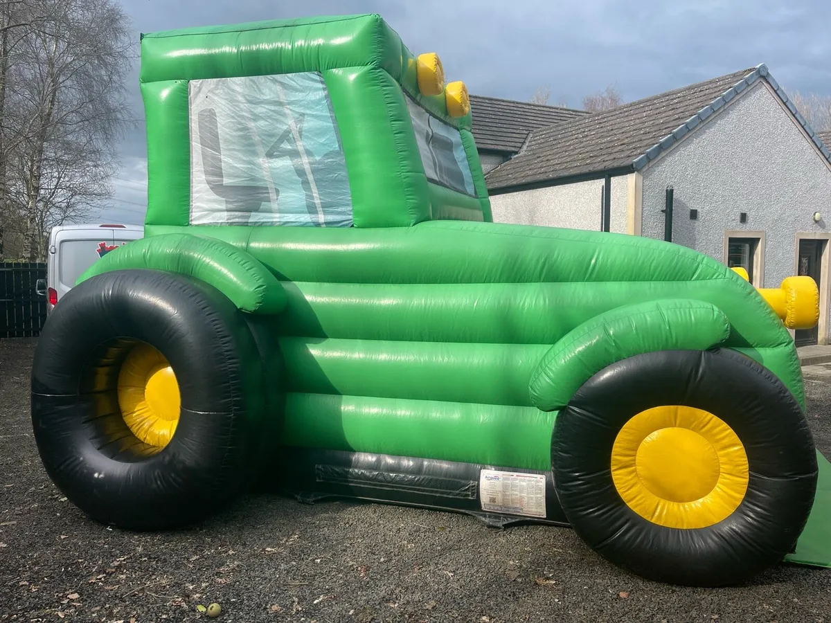 Bouncy castle disco tractor - Image 4