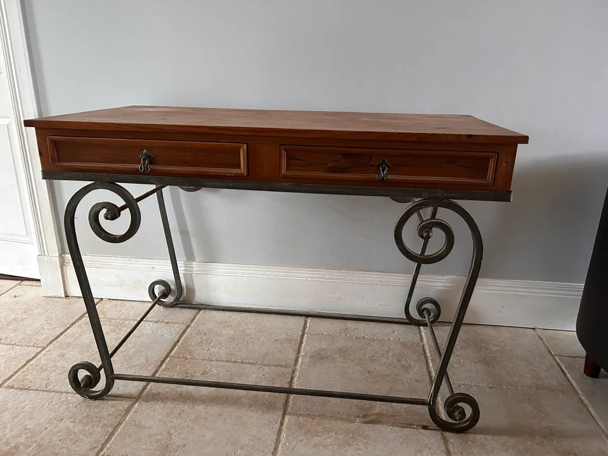 Hall table/Sideboard