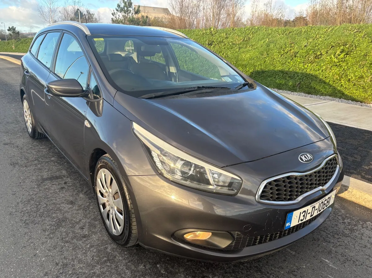 Kia Ceed Sportswagon 1.4DTX 2013 Nct November/2026 - Image 2