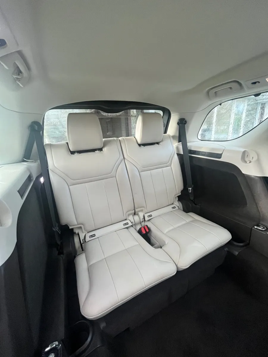 Land Rover Discovery 2017 - Image 4