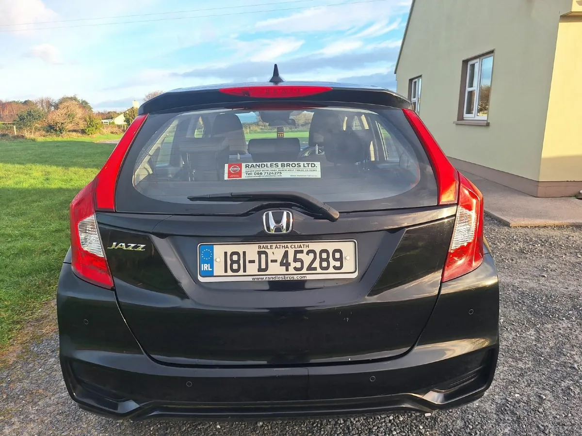 Honda Jazz 2018 - Image 2