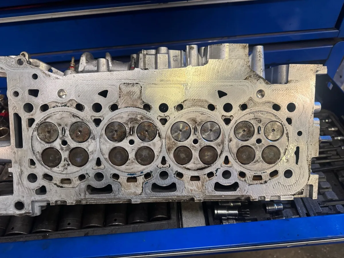 2.0 Transit cylinder head - Image 2