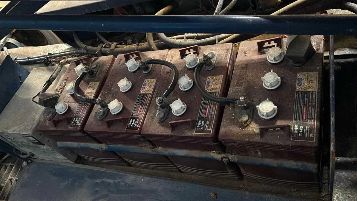 Sissor lift - Image 3