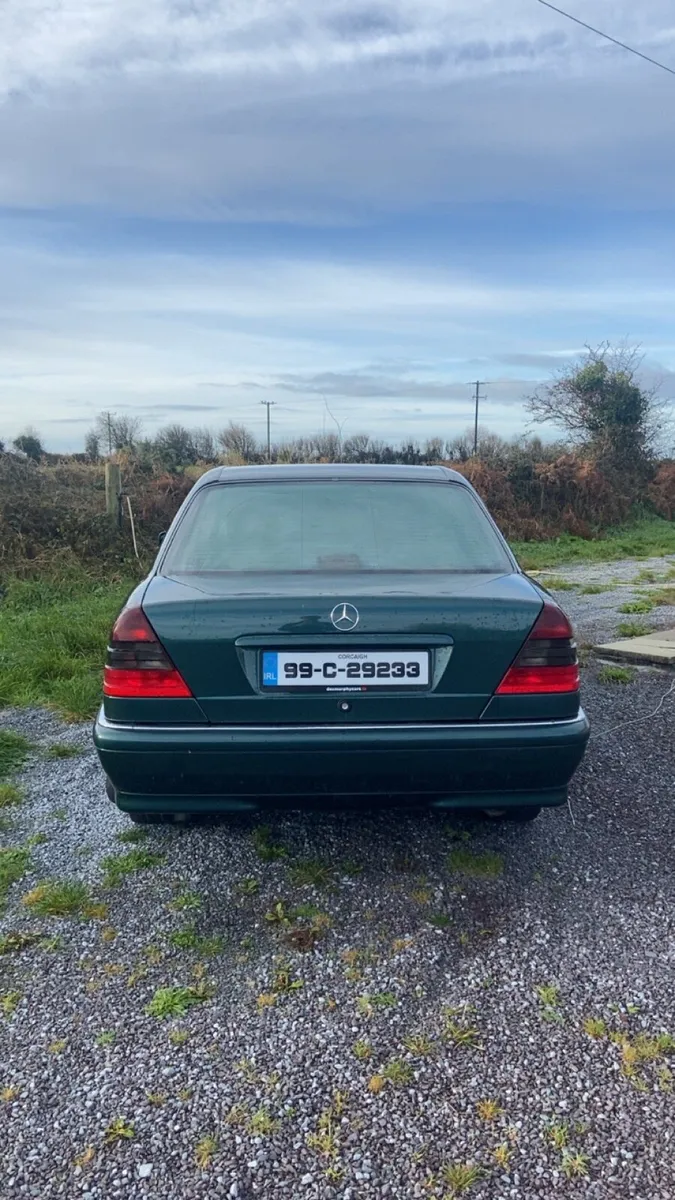 Mercedes c180 - Image 3