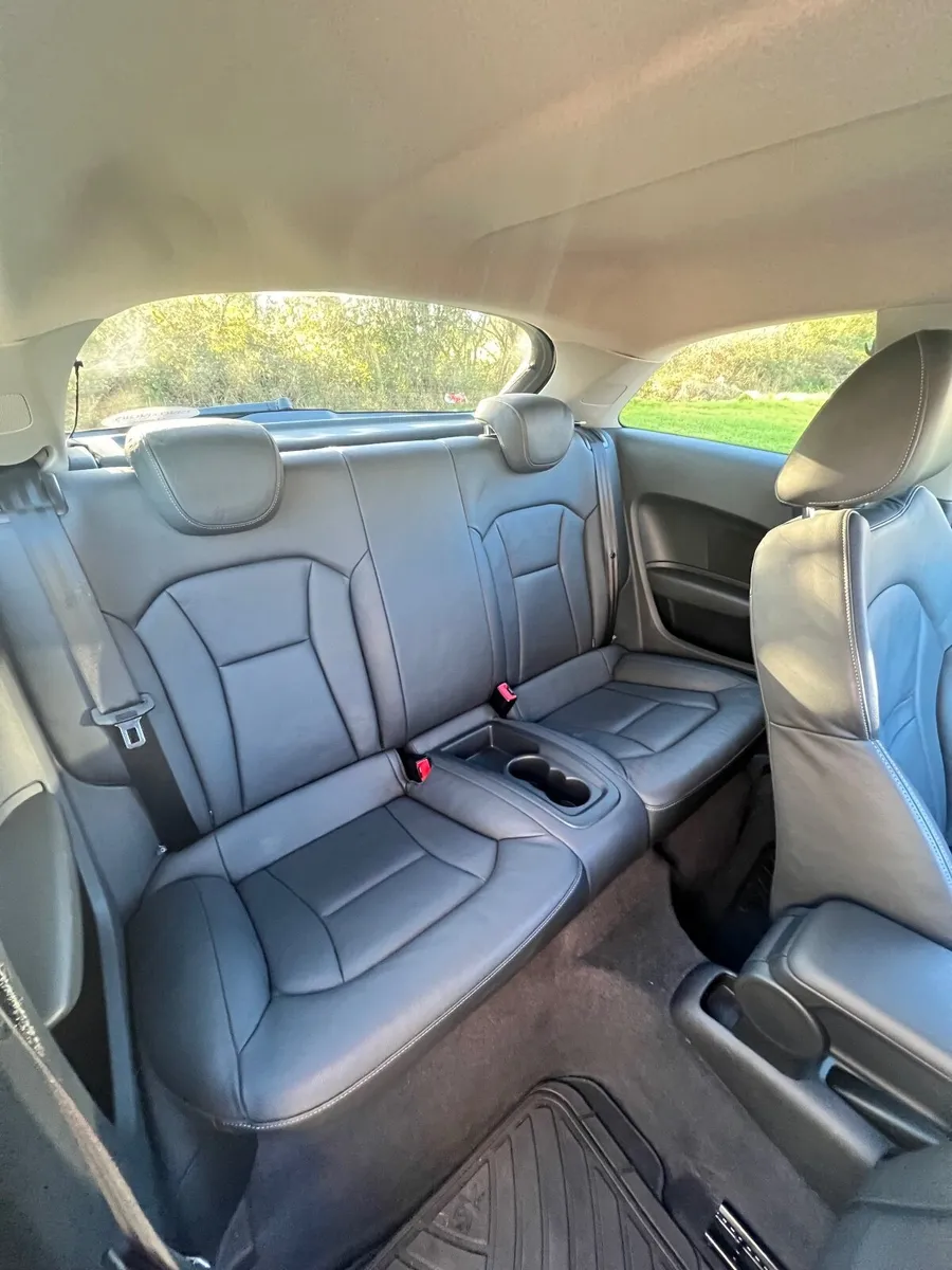 Audi A1 2011 - Image 3