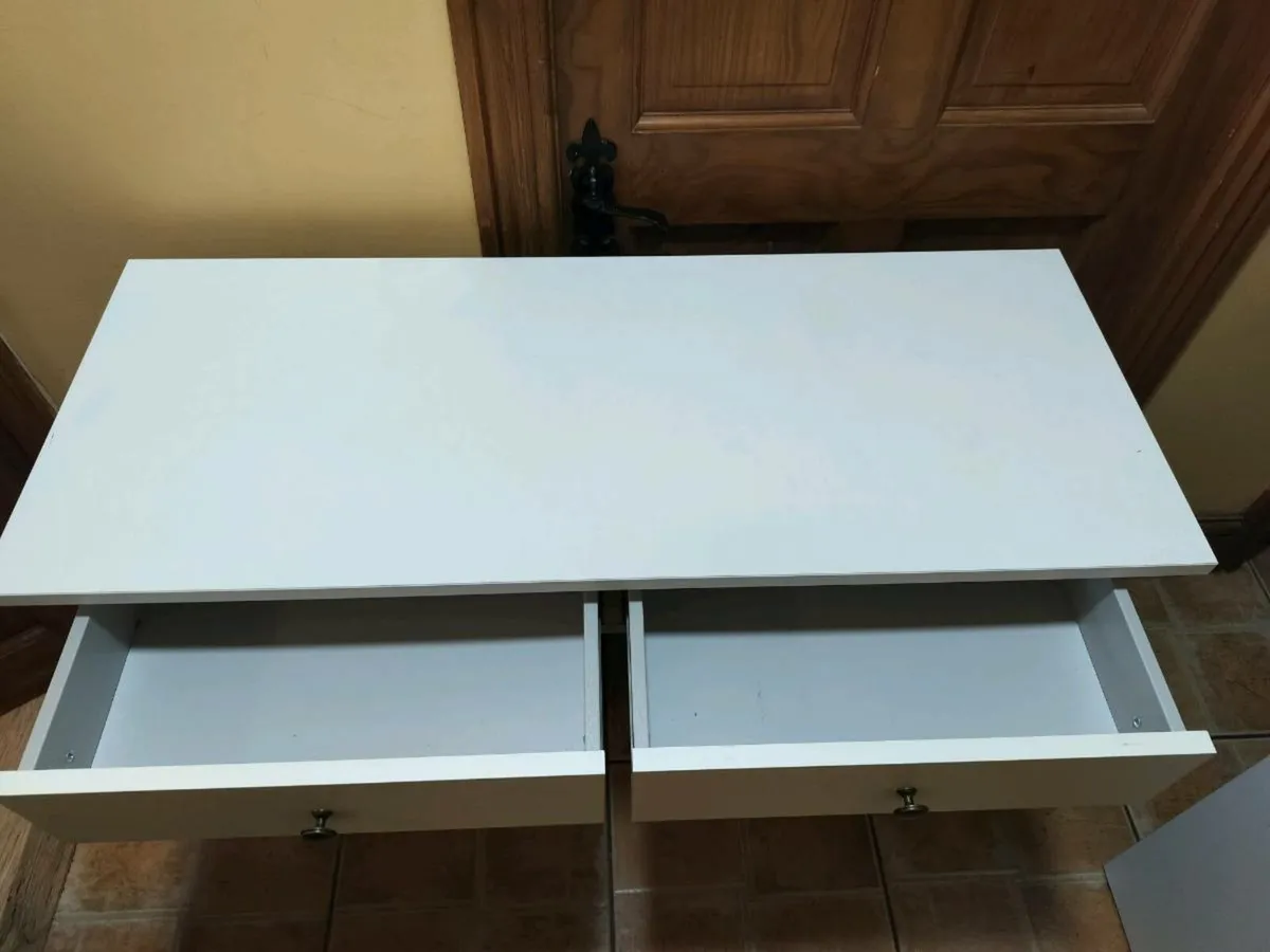 Office desk - Image 2