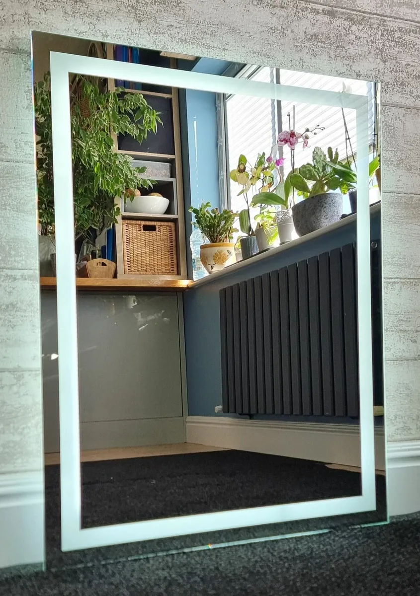 LED Mirror Ensuite Makeup Cosmetic Bathroom - Image 2
