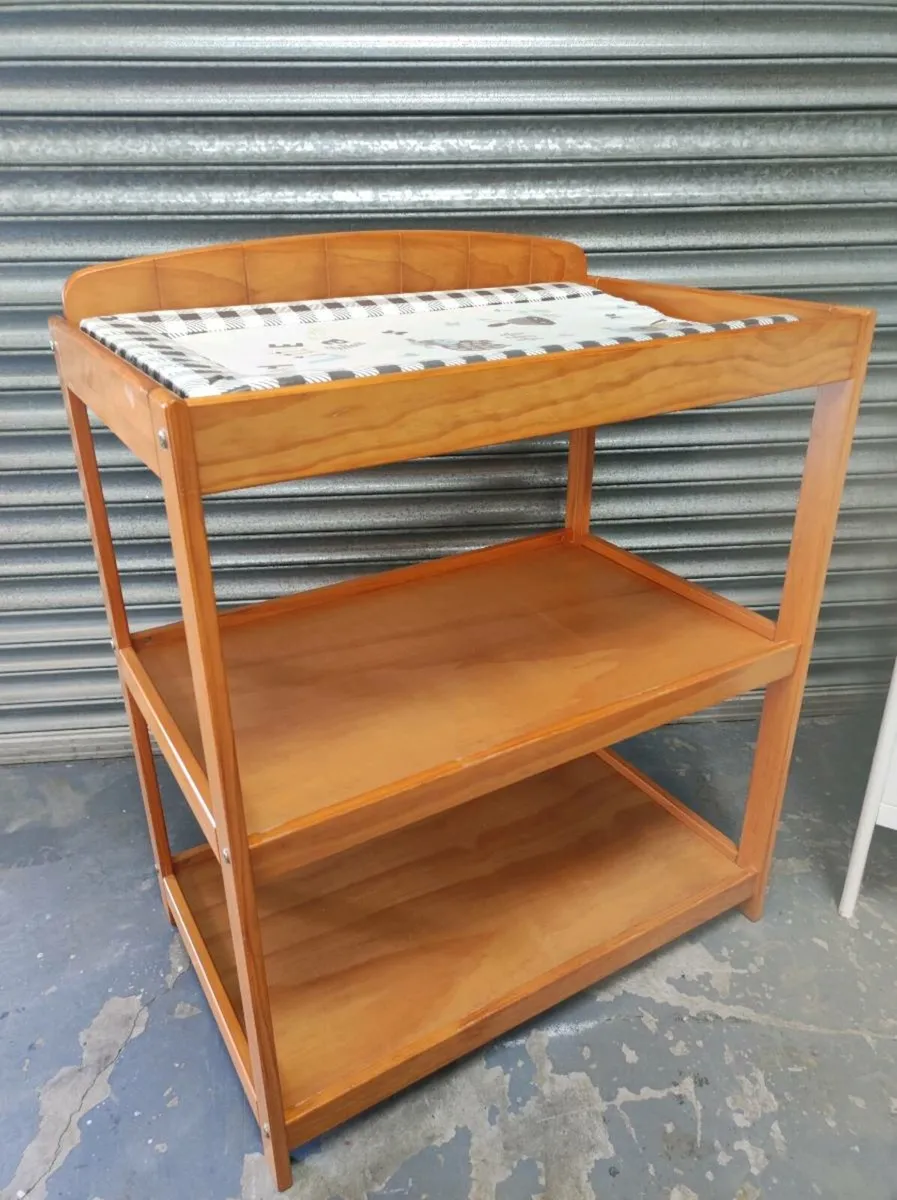 Babylo changing unit & cot with mattress - Image 2