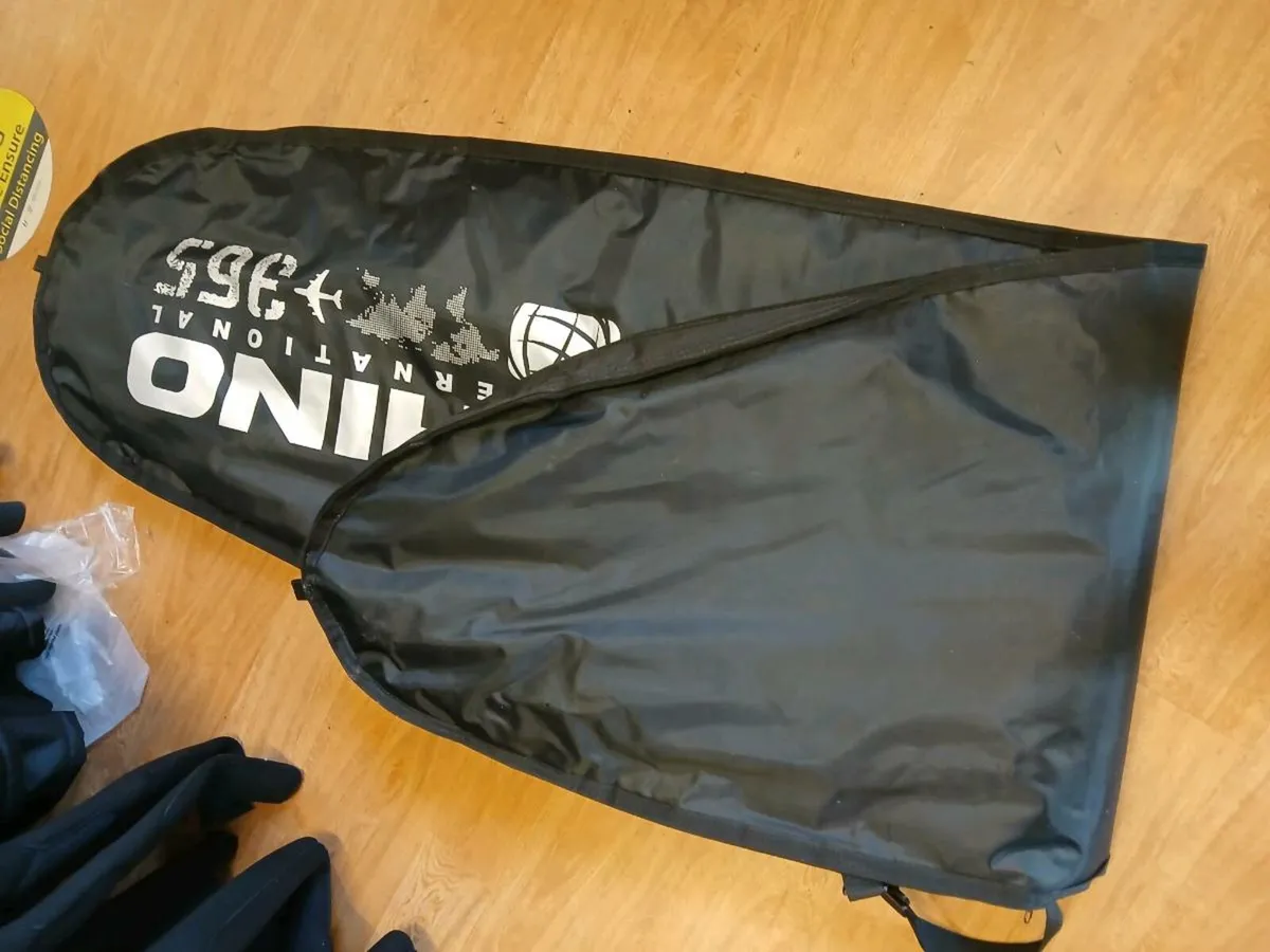 New padded board bag for 8'4"surfboard, 3 wax FREE - Image 2