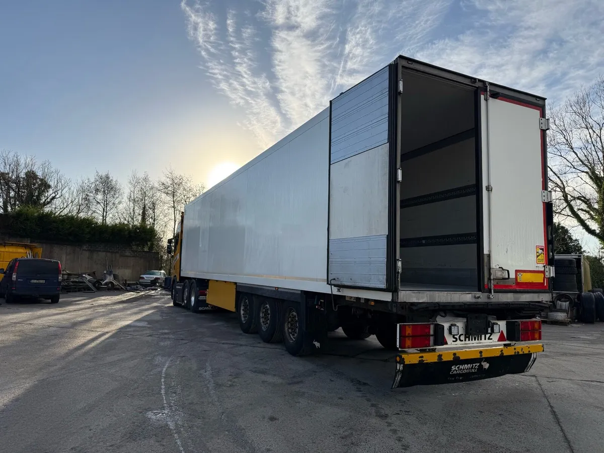 Schmitz Straight Fridge - Image 2