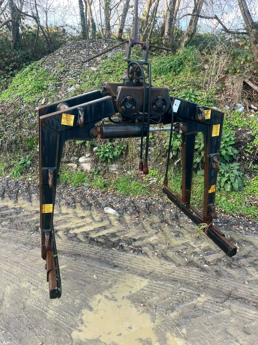 2X Block grabs(hydraulic rotators) - Image 1