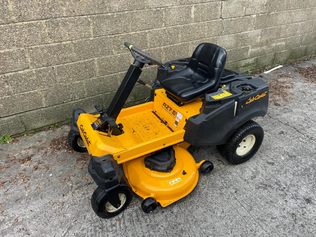 Cub Cadet RZTS 46 Zero turn Mower  23hp 46" - Image 2