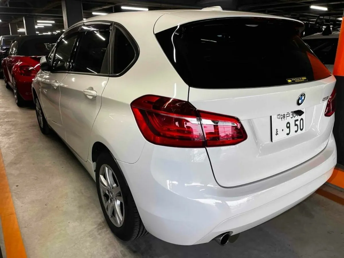 BMW 2-Series 1.5 AUTOMATIC - Image 2