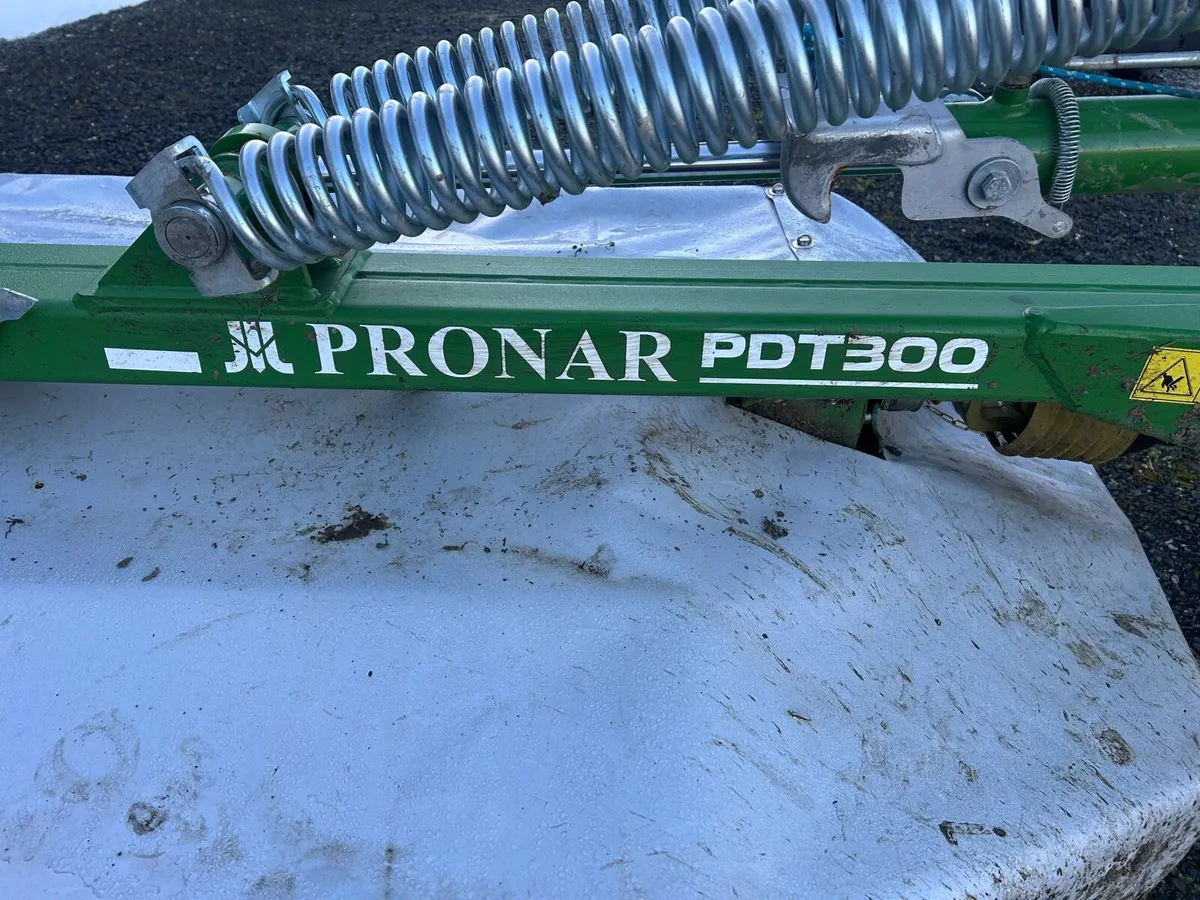 2024 Pronar 10ft disc mower - Image 3