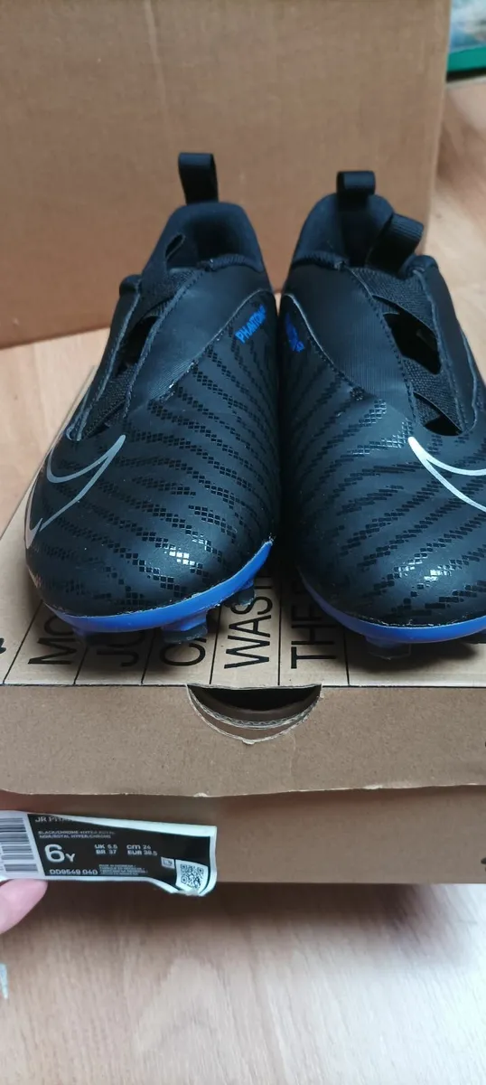 Football Boots NEW - Image 3