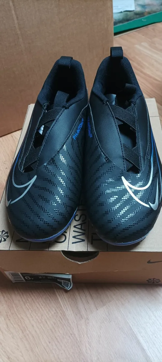 Football Boots NEW - Image 1