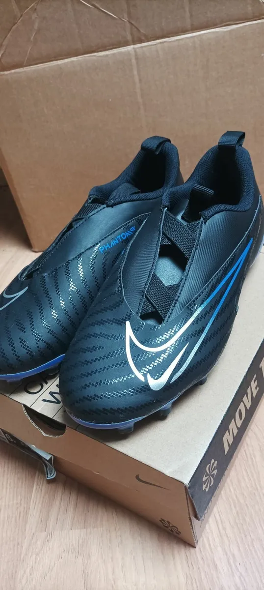 Football Boots NEW - Image 2