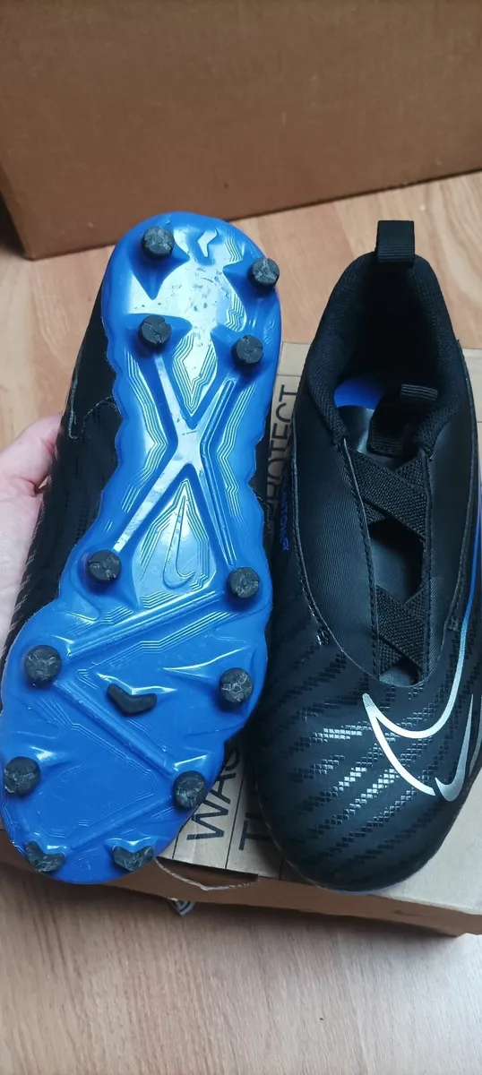 Football Boots NEW - Image 4