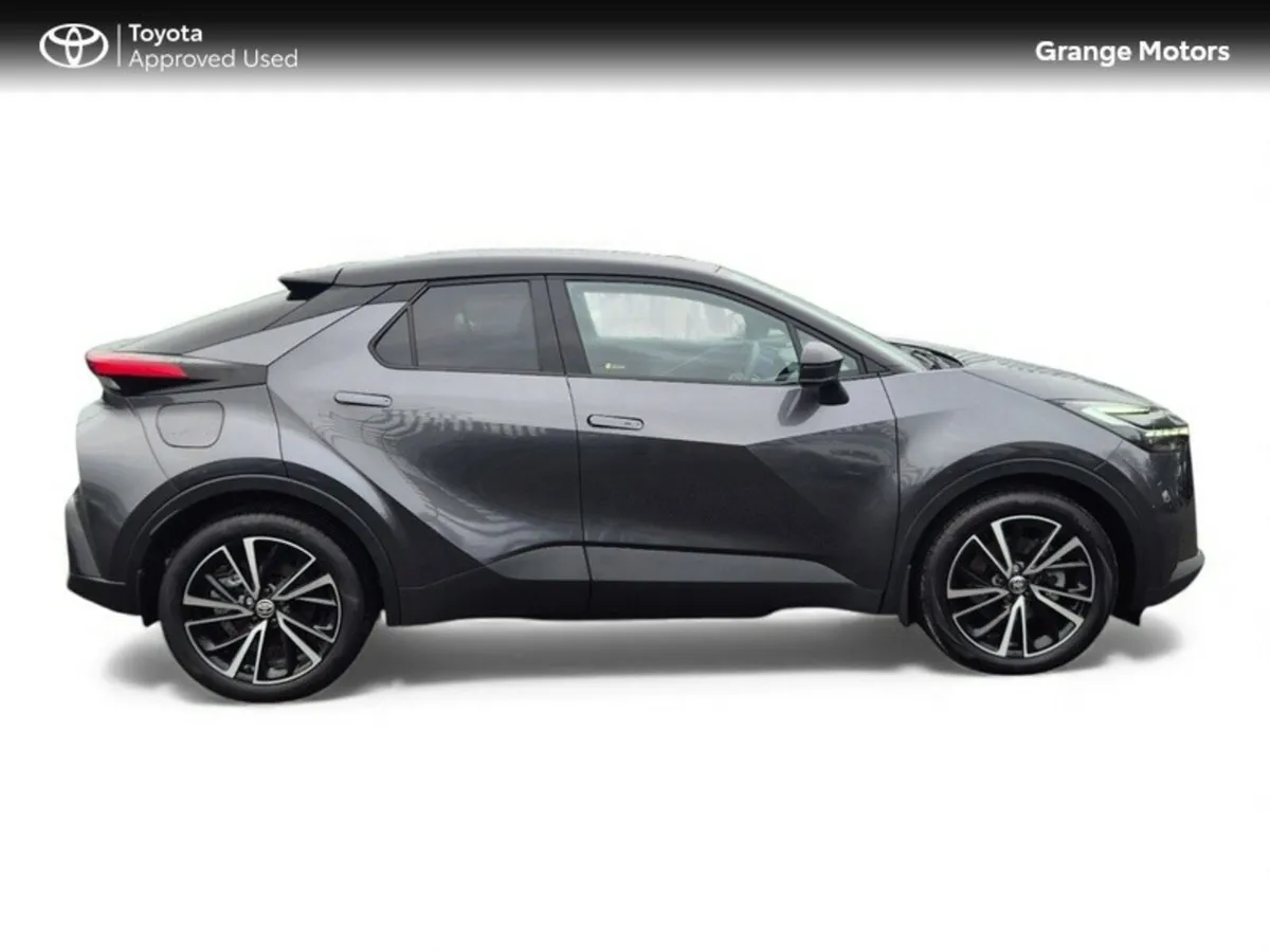 Toyota C-HR PHEV SOL**70KM ON FULL ELECTRIC** - Image 4