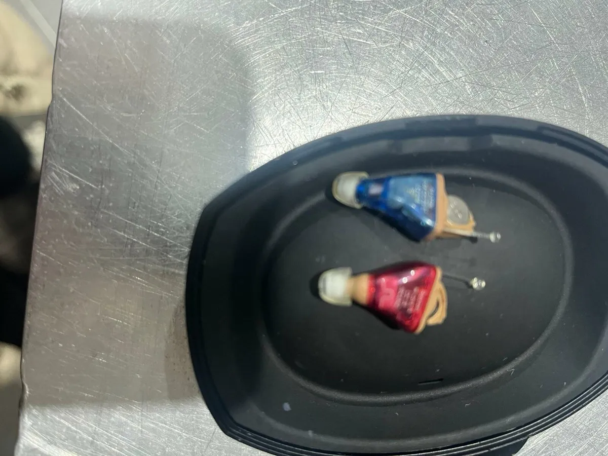 Hearing Aids €900 - Image 4