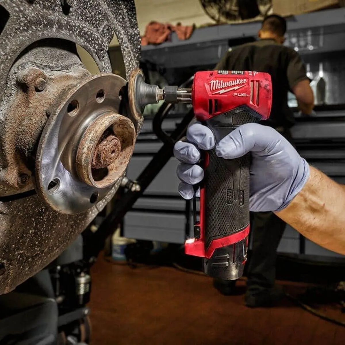 Milwaukee M12FDGA-0 12V Angle DIE Grinder Body only. - Image 2