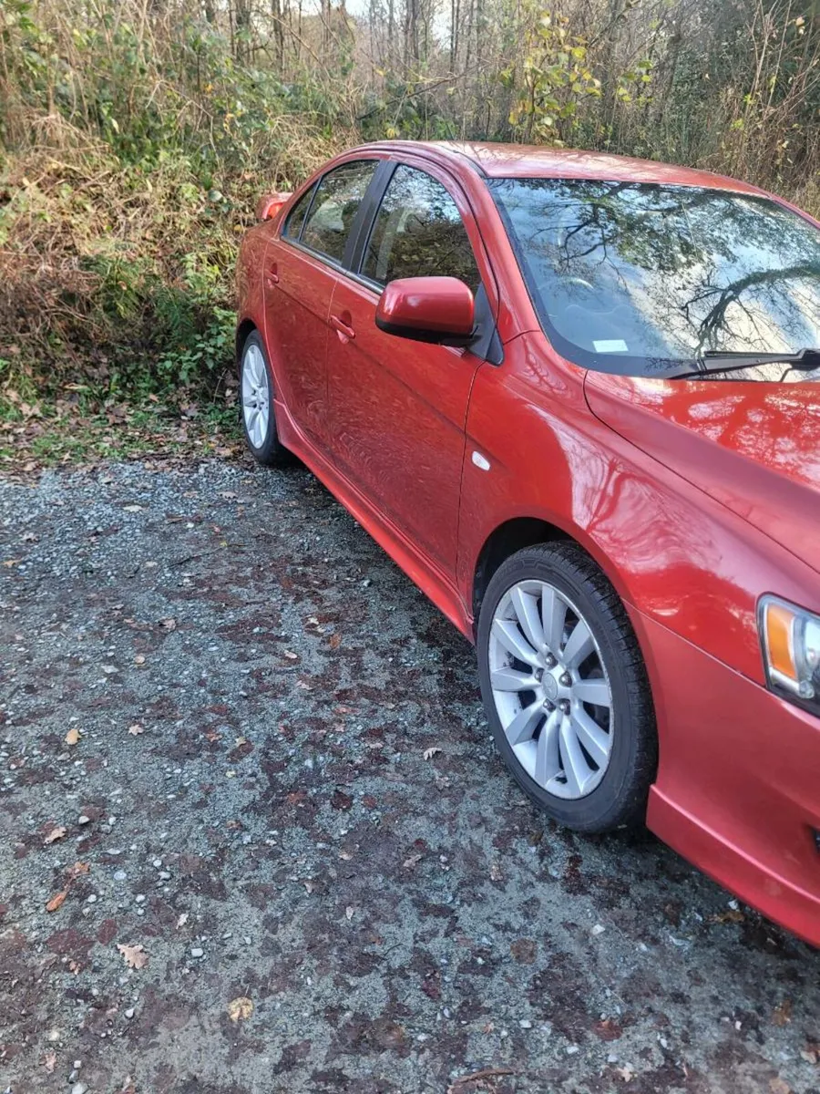 Mitsubishi lancer - Image 2