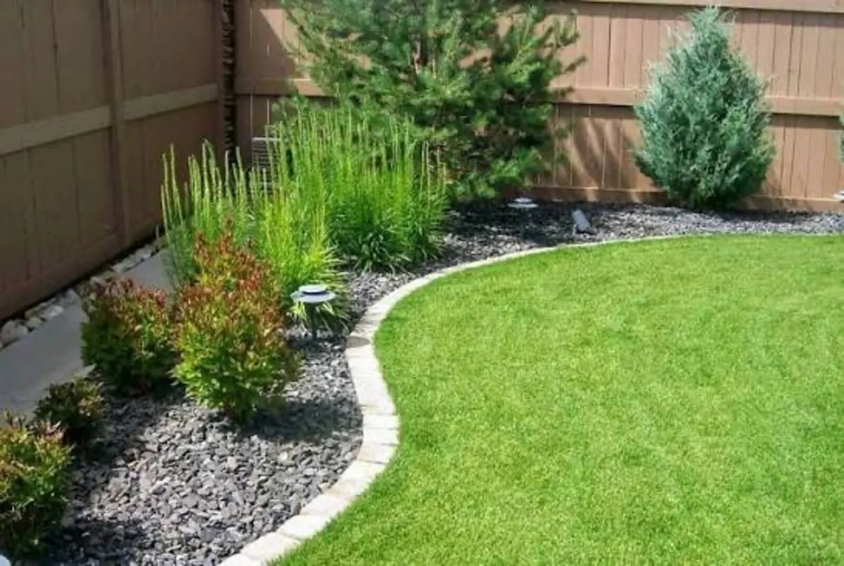 Landscaping and Garden Maintenance Service - Image 3