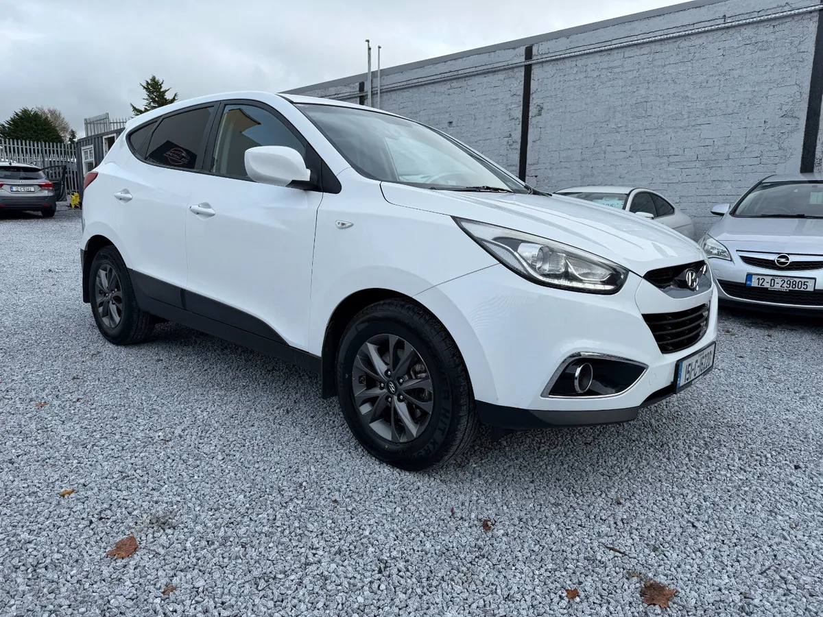 2015 (151) Hyundai IX35 1.7 Celebration LE 2WD 115 - Image 1