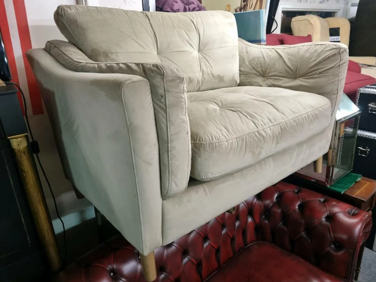 Alexander and James chair