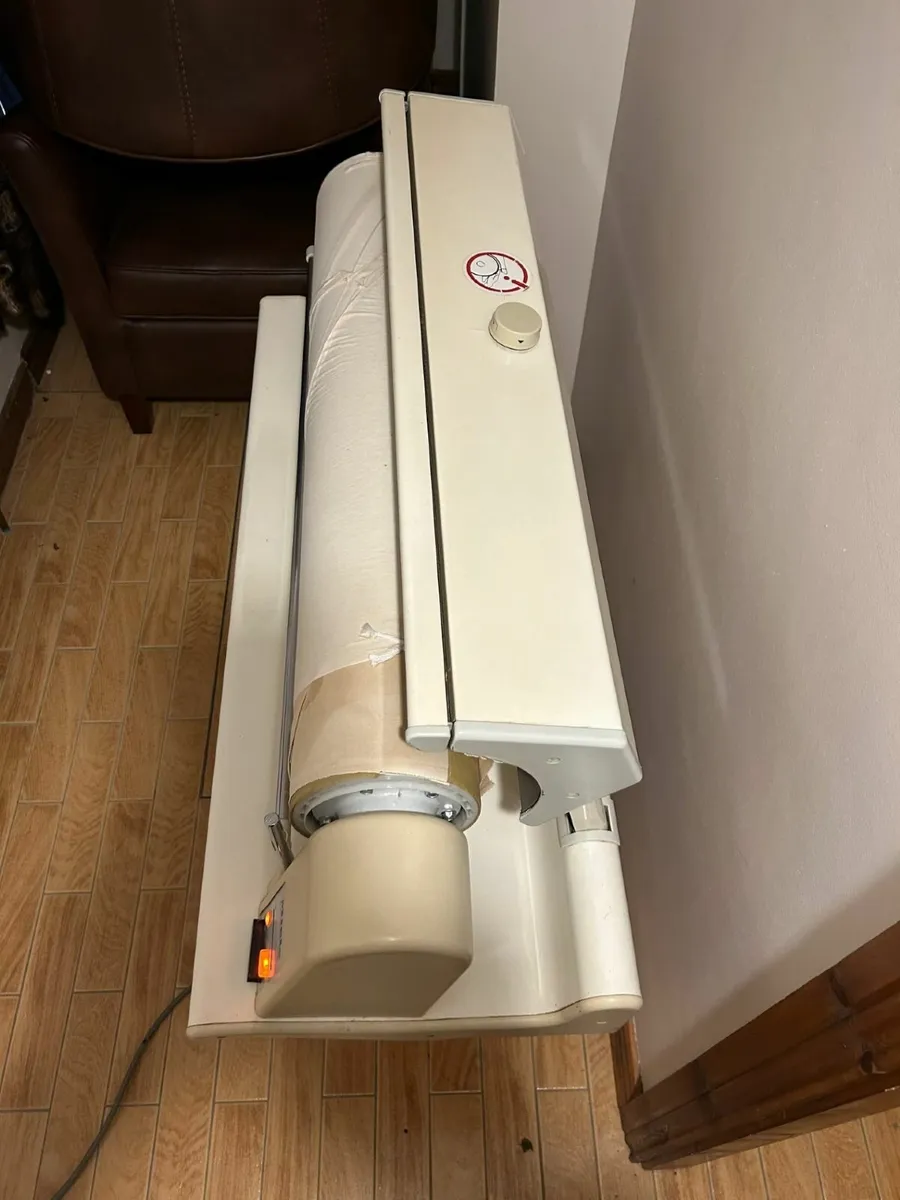 Miele Rotary Steam Iron - Image 4