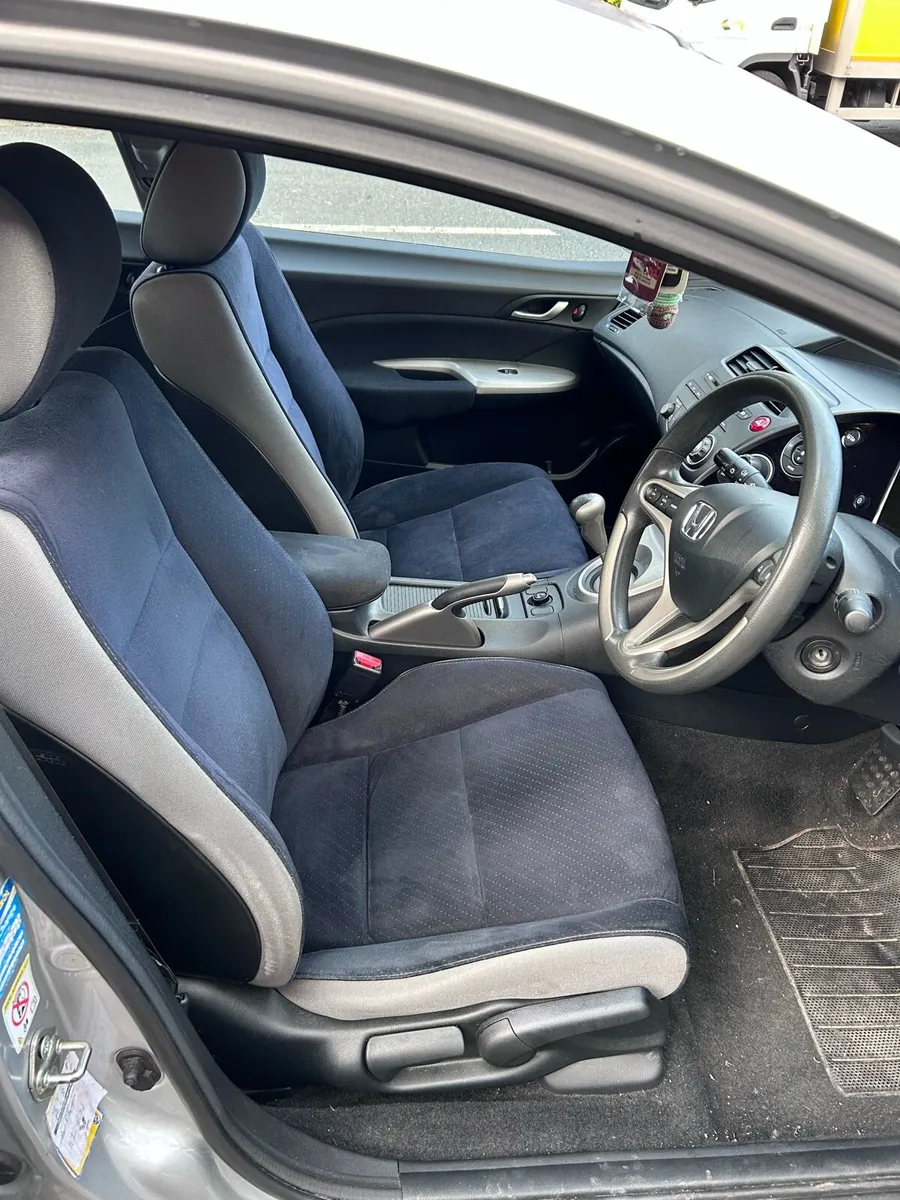 Honda Civic - Image 3