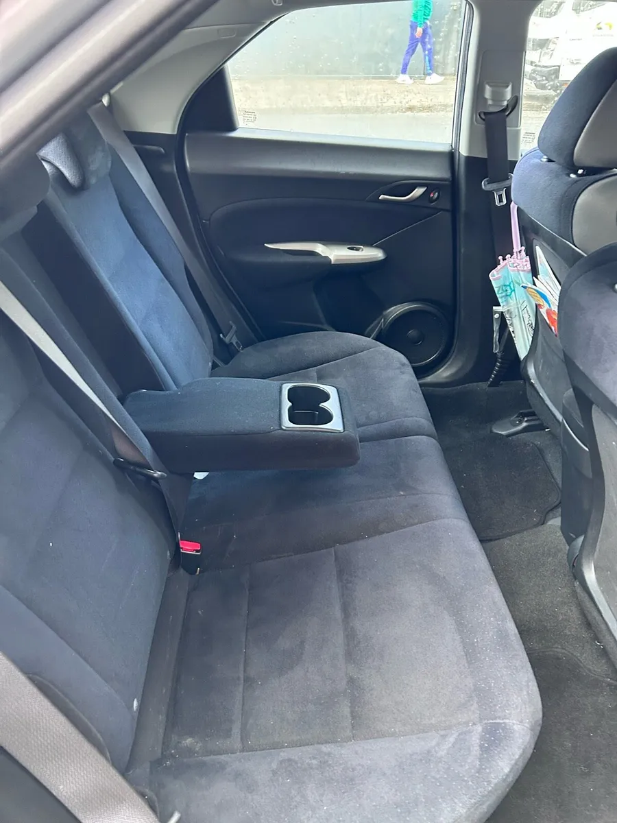 Honda Civic - Image 4