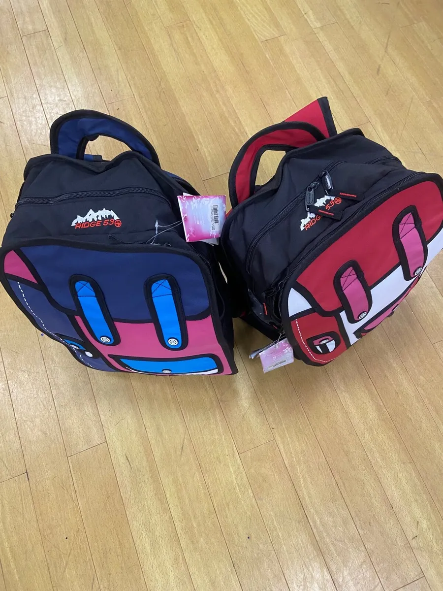 25 Backpacks - Image 1
