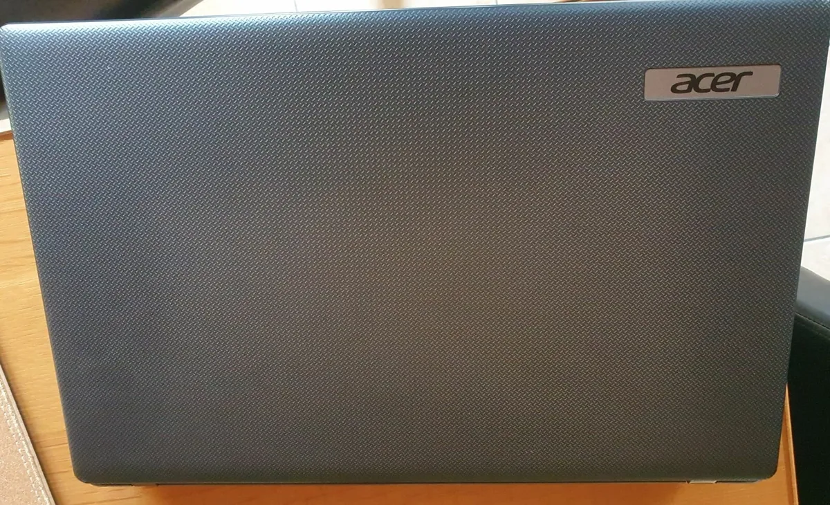 Acer 5349 Laptop 15.6 inch.. - Image 2