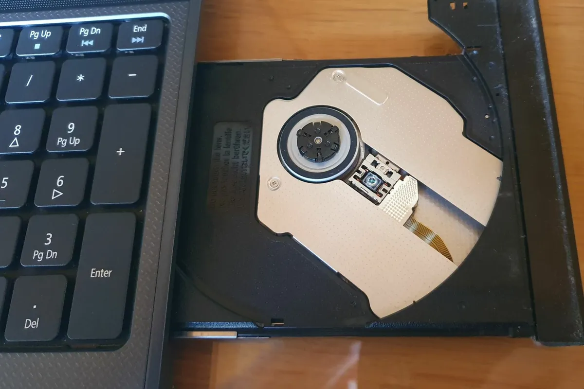 Acer 5349 Laptop 15.6 inch.. - Image 3