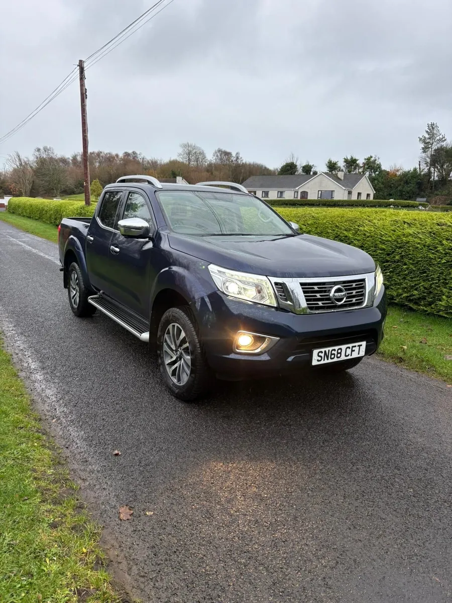 2019 Nissan Navara tekna low miles - Image 2