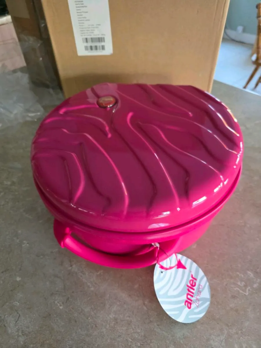 Beautiful pink Vanity case - Image 3