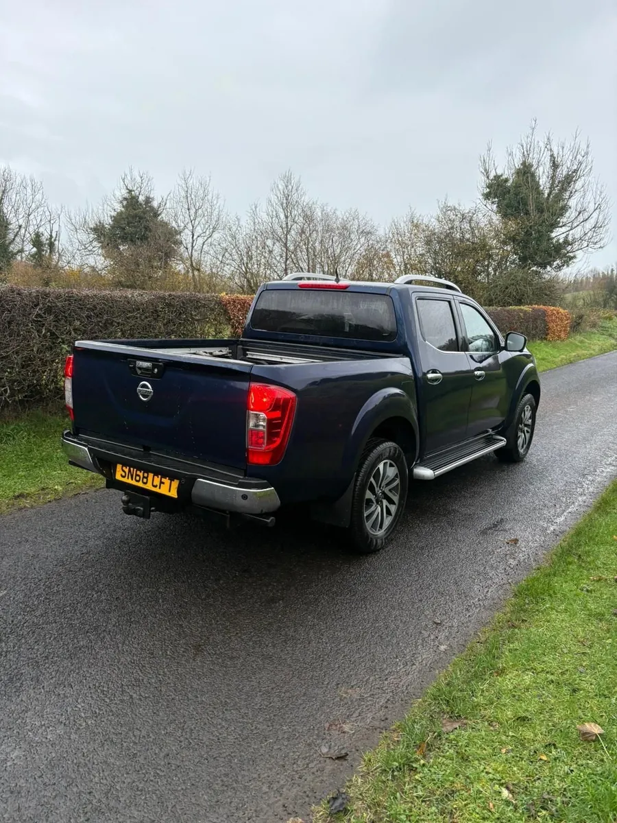 2019 Nissan Navara tekna low miles - Image 4