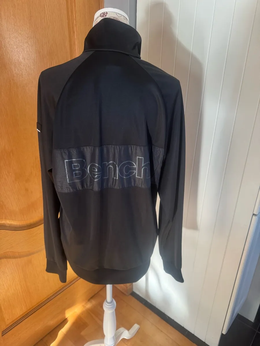 Men’s top - Image 1