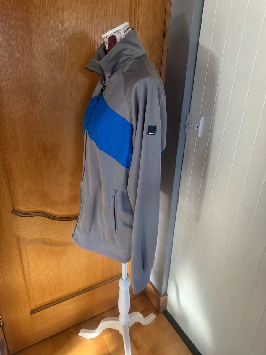 Men’s top - Image 2