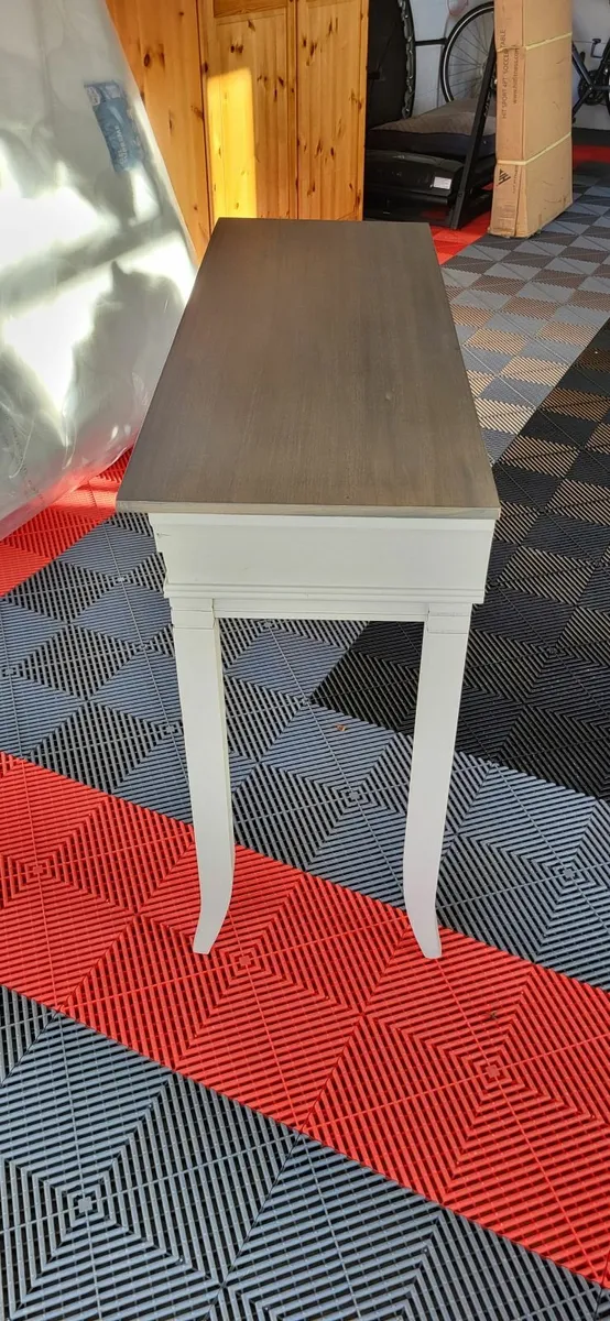 Hall table. - Image 2