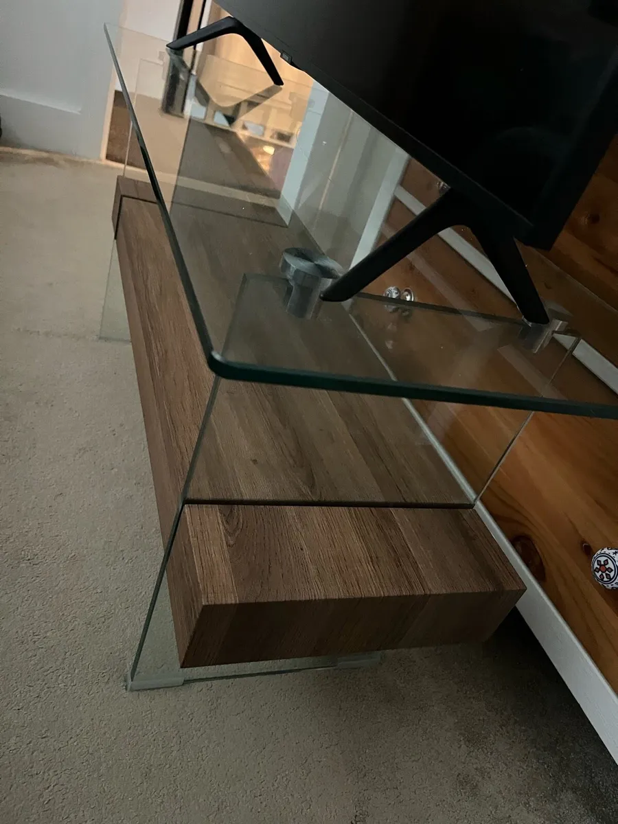 TV stand for sale 130 ONO - Image 3