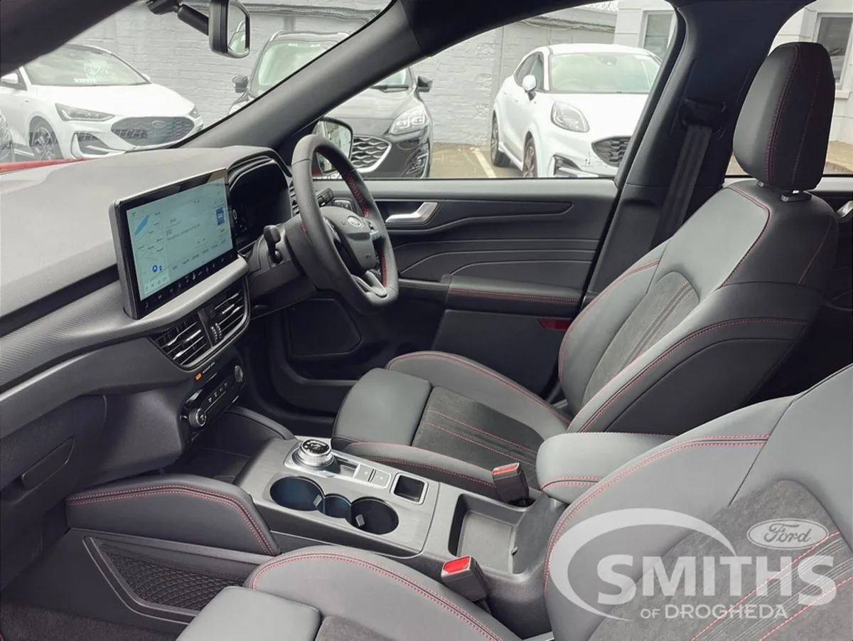 Ford Kuga ST-LINE X 2.5 PHEV 225PS **DEMO** - Image 4