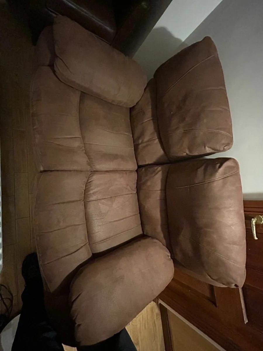 Sofa 2 Seater Recliner (Manual) - Image 4